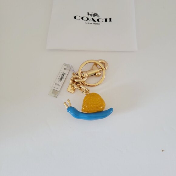 Coach CU307 Coach X Observed By Us Snail Bag Charm Key Ring Fob Gold Multi - Picture 5 of 5
